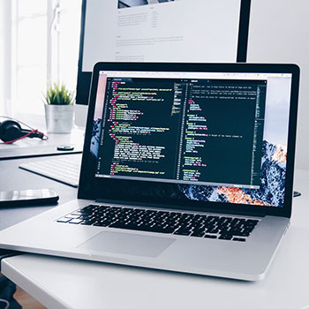 西甲最新动态！巴萨官宣莱万离队姆巴佩伤缺