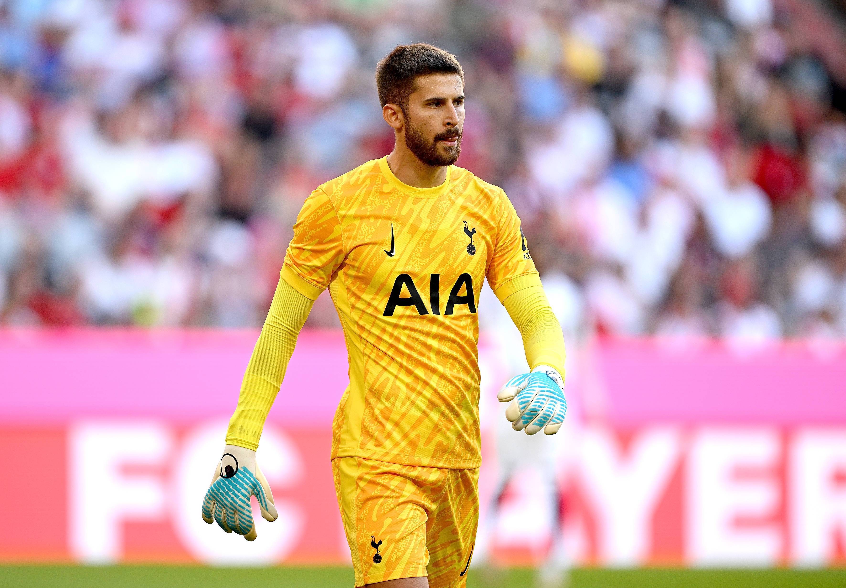 维卡里奥：热刺希望再次体验捧起奖杯的感觉，祝多纳鲁马一切顺利